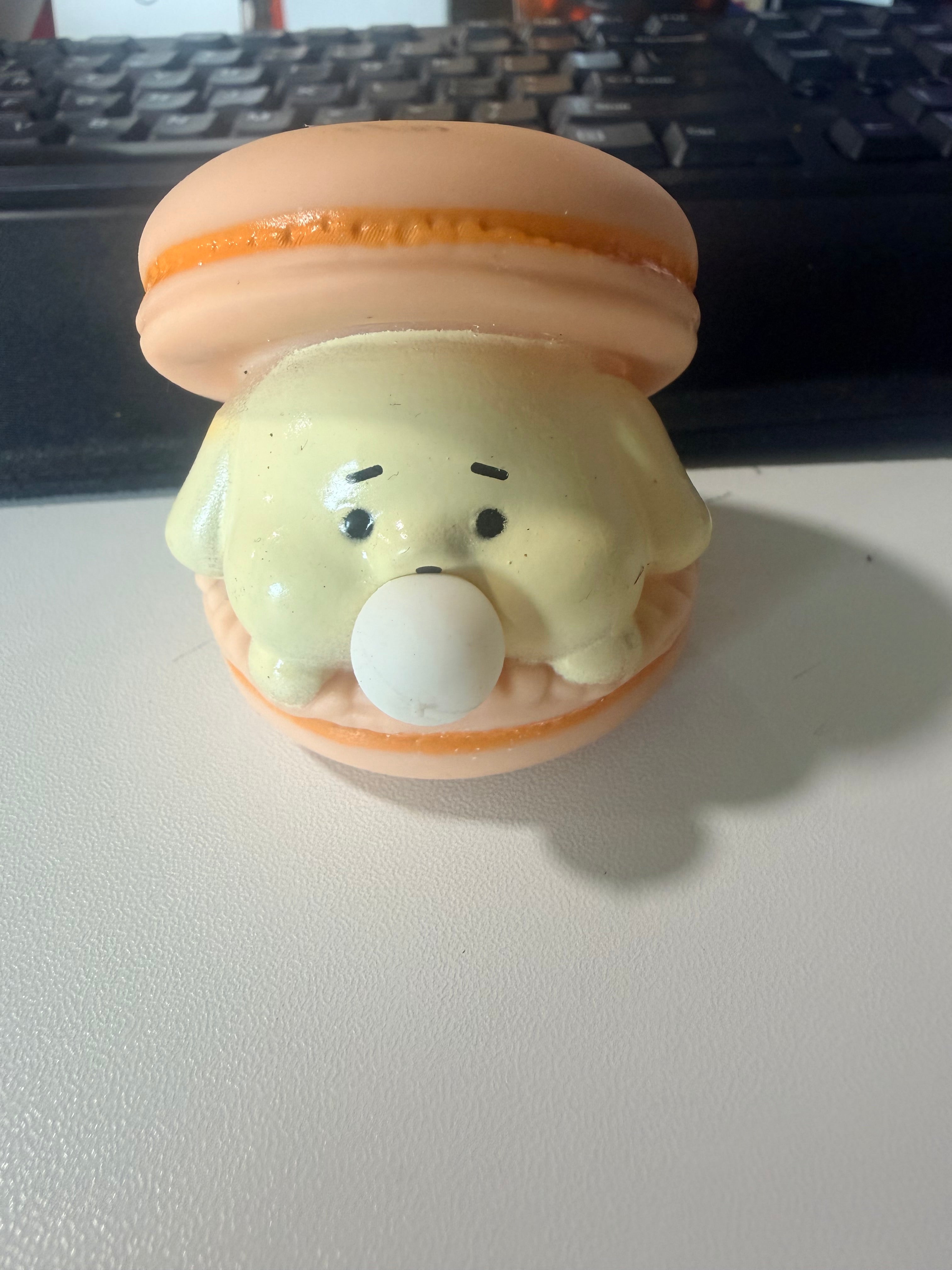 Hamburger Bubble Squeeze